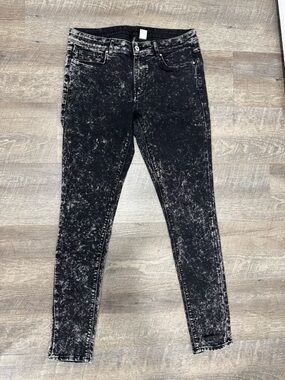 H&M Black Acid-Wash Women’s Skinny Jeans